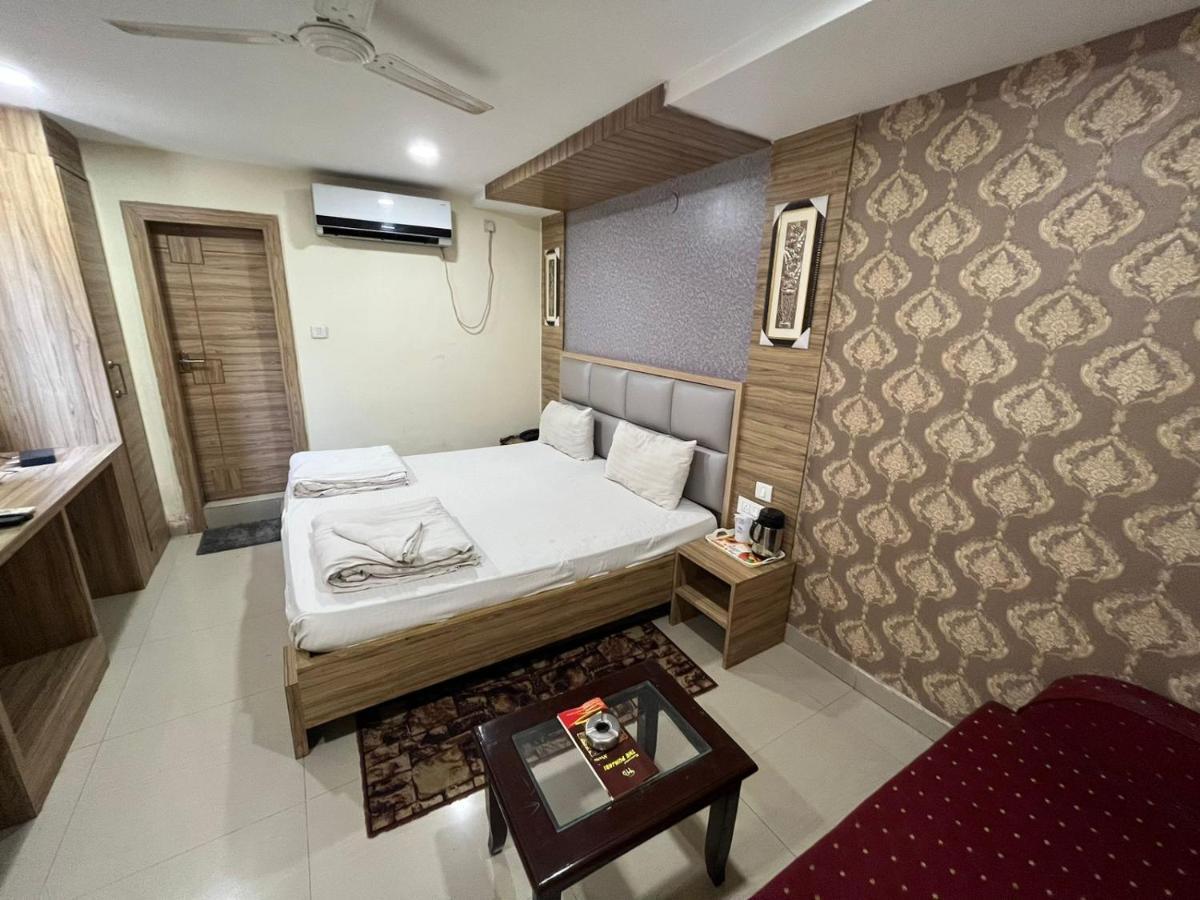 Hotel Pratap Residency Ранчи Экстерьер фото
