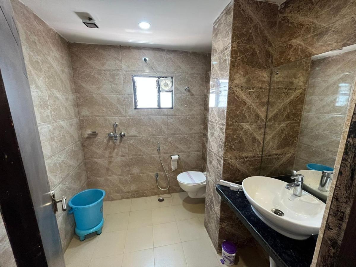 Hotel Pratap Residency Ранчи Экстерьер фото