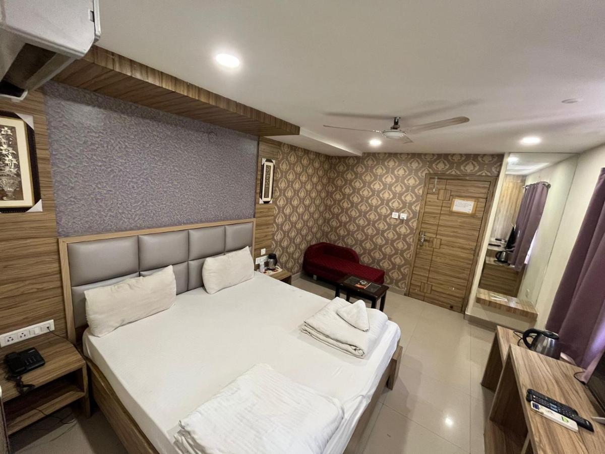Hotel Pratap Residency Ранчи Экстерьер фото